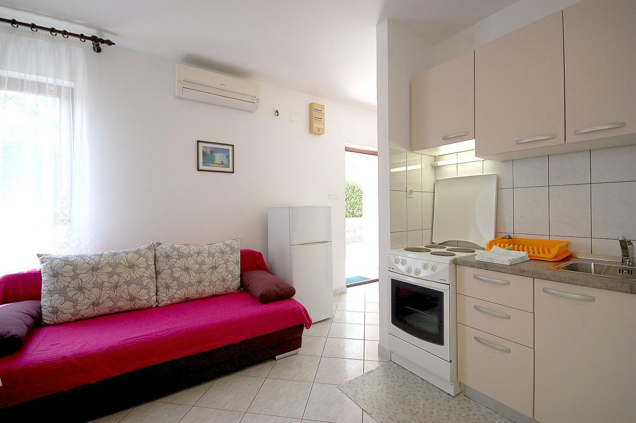 Apartments Klic Malinska Exterior photo